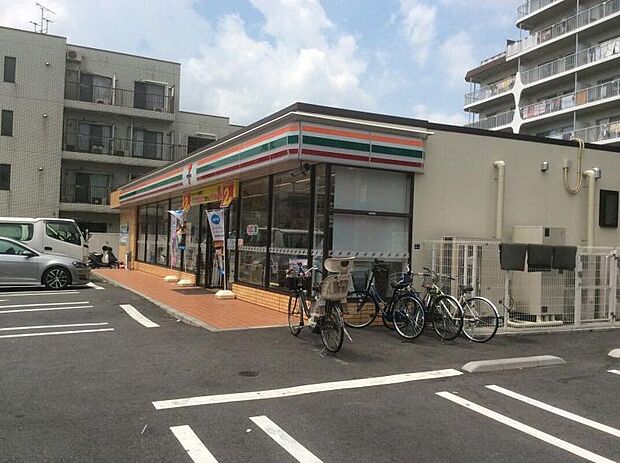 セブンイレブン板橋交通公園前店（約190m）