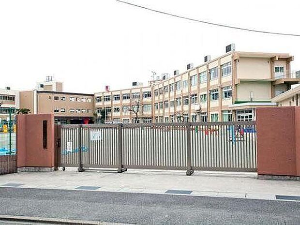 板橋区立若木小学校(約400m)