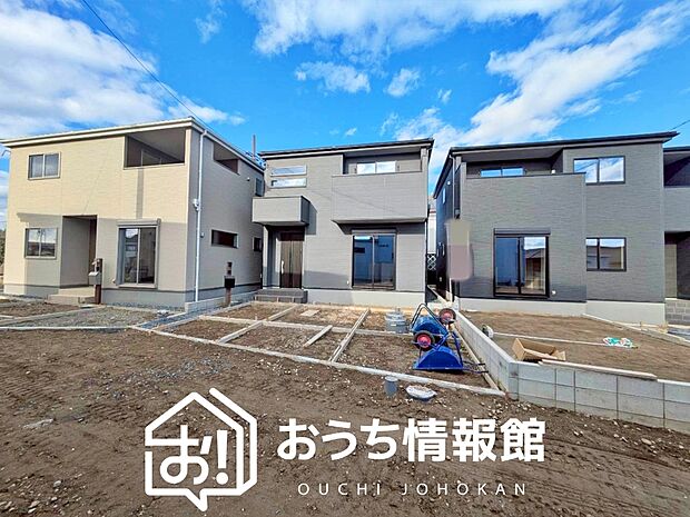 現地写真（街並み）
全３邸
駐車２～３台可能