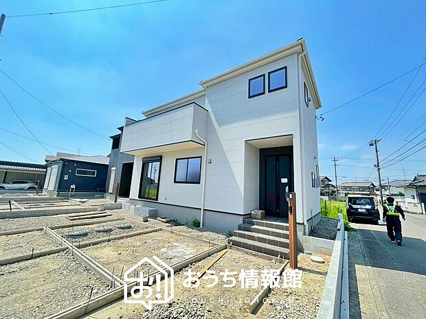 現地写真(街並み)
全3邸
駐車3台可能