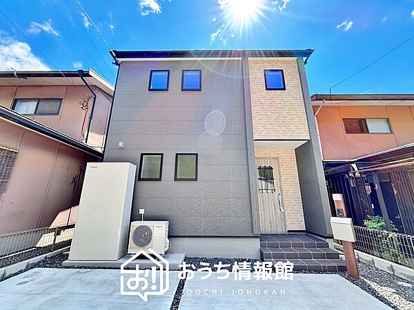 現地写真（外観）
限定１邸
駐車２台可能