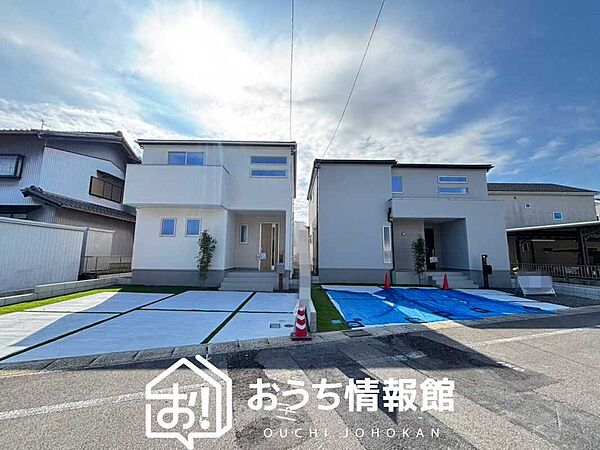 現地写真（街並み）
全４邸
駐車２～３台可能