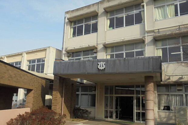 鈴鹿市立大木中学校（約2,300m）