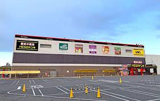 MEGAドン・キホーテUNY江南店(約1,800m)