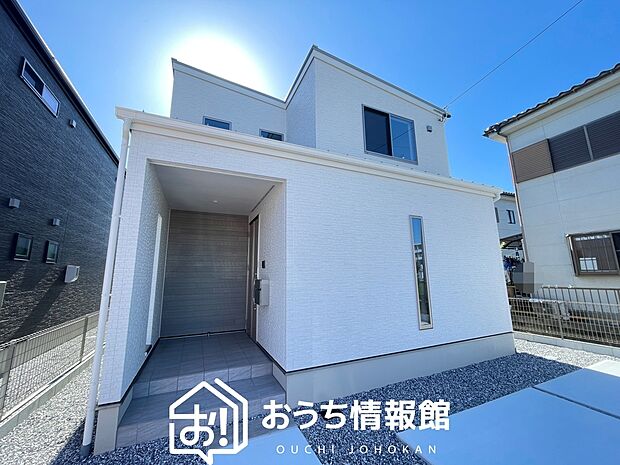 【現地写真（外観）【Ａ号地】】雨で汚れを落とし、耐久性・耐候性に優れた外壁を使用しています。