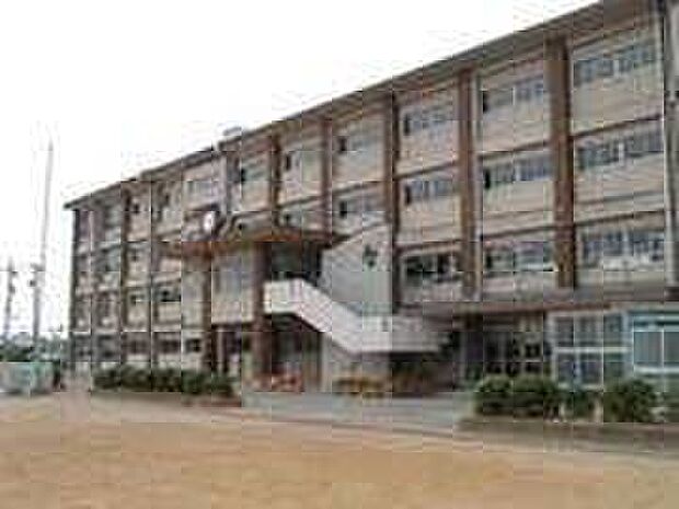 一宮市立西成東小学校（約960m）