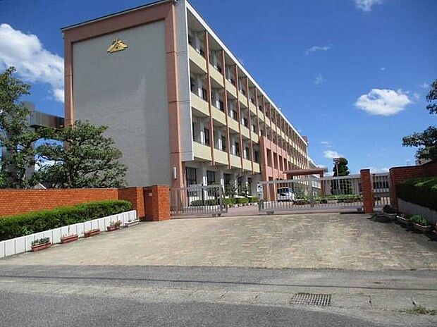 大口町立大口北小学校（約1,100m）