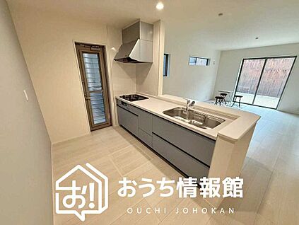 現地写真（キッチン）