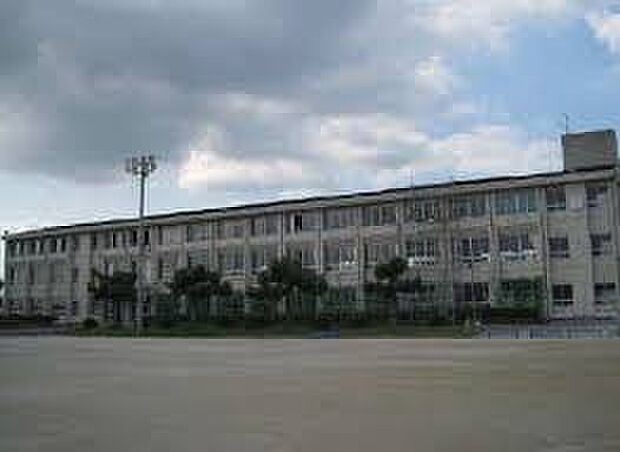 犬山市立東部中学校（約3,100m）