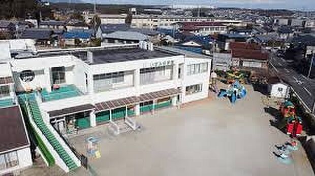 いずみこども園(約200m)