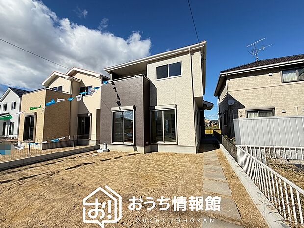 【現地写真(外観)【2号地】】健康被害に配慮したもっとも安全性の高い建材を採用し、シックハウス対策をしております。