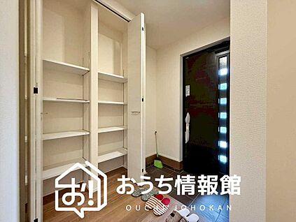 現地写真(玄関)