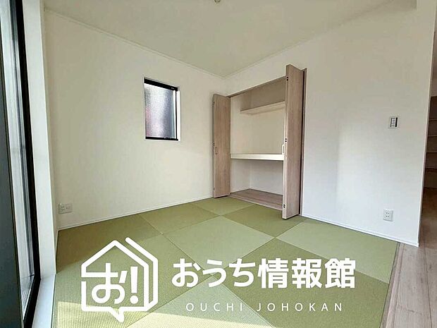 【現地写真（和室）】大壁仕様の新和室。くつろぎの空間です。