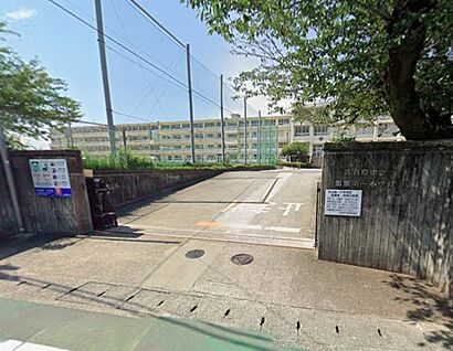 各務原市立那加第一小学校 650ｍ(徒歩9分)