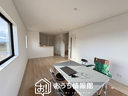 現地写真(リビング)