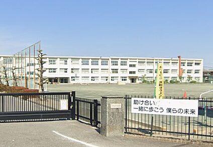 一宮市立今伊勢中学校 2000ｍ(徒歩25分)