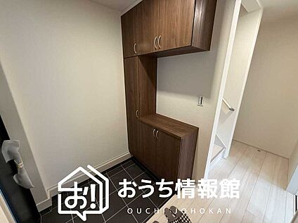 現地写真（玄関）