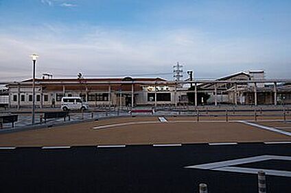 ＪＲ関西本線「亀山駅」 2600ｍ(徒歩33分)