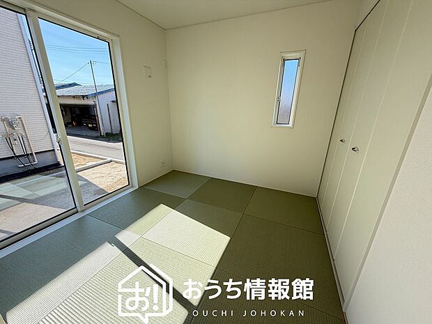 【現地写真(和室)】大壁仕様の新和室。くつろぎの空間です。