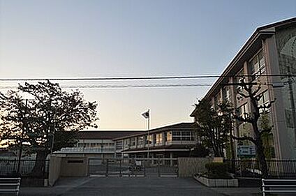 一宮市立宮西小学校 1600ｍ(徒歩20分)