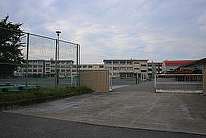 一宮市立丹陽中学校 2000ｍ(徒歩25分)