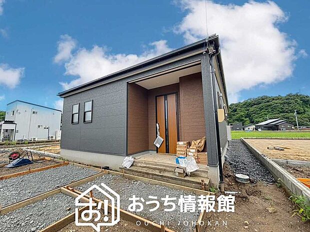 【現地写真(外観)【3号地】】健康被害に配慮したもっとも安全性の高い建材を採用し、シックハウス対策をしております。