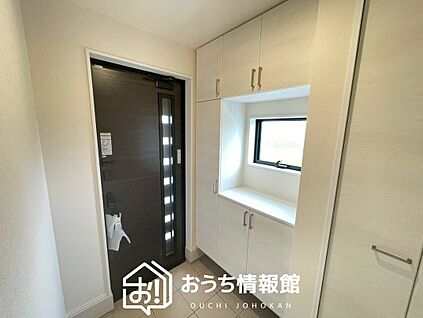 現地写真（玄関）