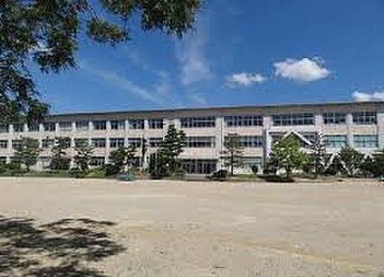 犬山市立城東小学校 1600ｍ(徒歩20分)