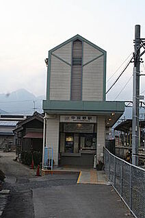 近鉄湯の山線「中菰野駅」 550ｍ(徒歩8分)