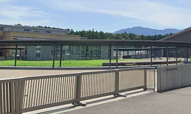 いなべ市立大安中学校（約960m）