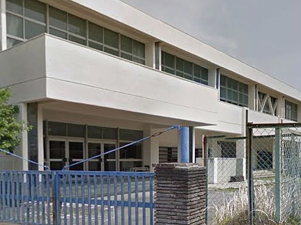 扶桑町立扶桑中学校(約700m)
