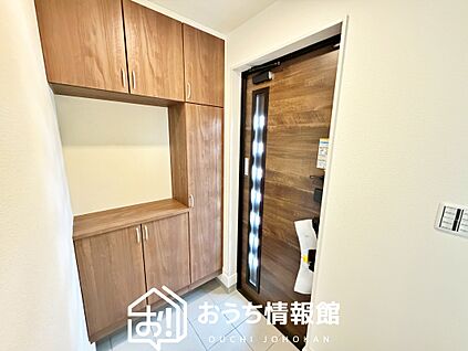 現地写真(玄関)