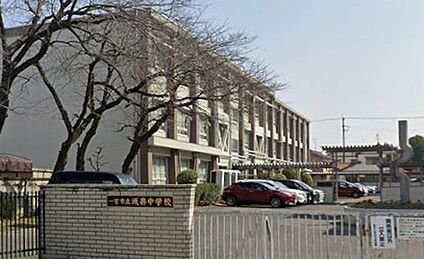 一宮市立浅井中学校 930ｍ(徒歩12分)
