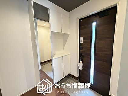 現地写真(玄関)