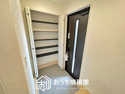現地写真(玄関)