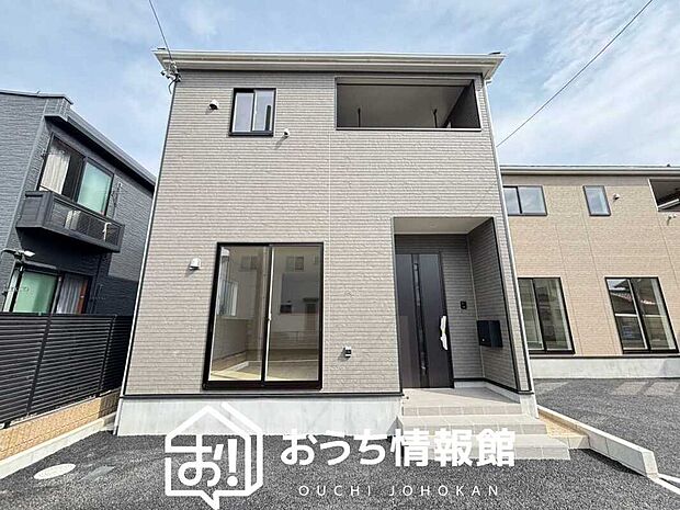 【現地写真（外観）【５号地】】健康被害に配慮したもっとも安全性の高い建材を採用し、シックハウス対策をしております。