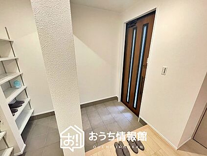 現地写真（玄関）