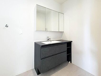 【施工例：Wash Room】