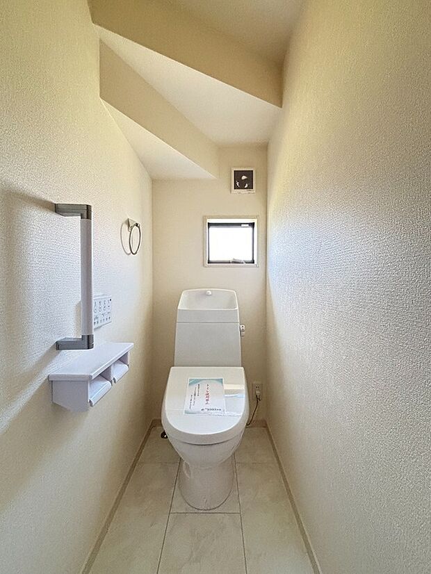 【１階トイレ】温水洗浄便座付き