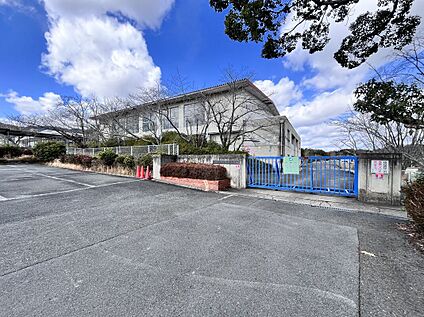 大和郡山市立矢田南小学校 1053ｍ