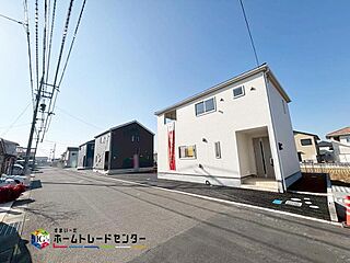 飯田グループホールディングス　クレイドルガーデン川西町下永第1　全３棟 外観