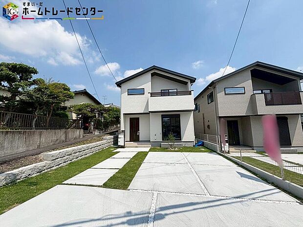 【現地外観写真】
気になった物件すぐにご見学対応させていただきます♪平日・お仕事帰りなど、いつでもご案内可能です♪周辺環境と併せて、実際に現地をご確認ください♪