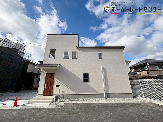 【現地外観写真】※4号棟
周辺は交通量の少ない生活道路なので小さなお子様がいても安心です♪今から見たい♪お気軽にホームトレードセンターまでお問い合わせください♪