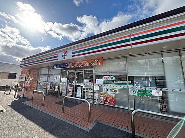 セブンイレブン奈良学園大和町2丁目店（約1,800m）