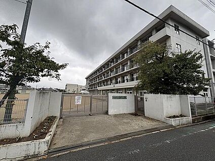 大和高田市立高田小学校 510m(徒歩7分)