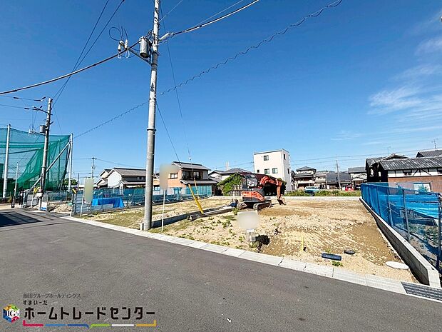 【【現地外観写真】3・4・5・6号棟】一戸建ての大きなメリットは、「自分の土地」を自由に使えること♪好きなペットとの暮らし、ガーデニングやＤＩＹ、車やバイクの手入れなど様々な趣味を楽しめます♪