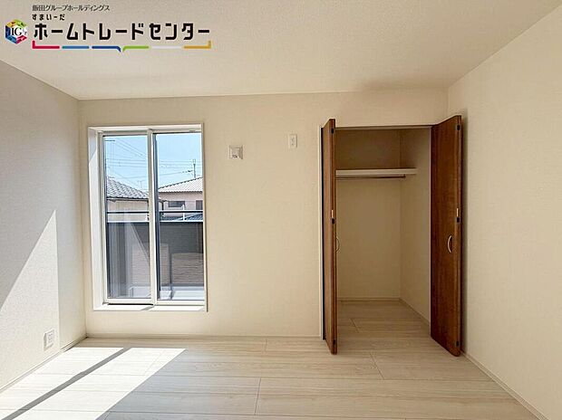 【【収納】】全居室に収納を完備しておりますので、居室の全空間を有効活用出来ます。自分好みのお部屋で、ゆったりお寛ぎ頂けます。