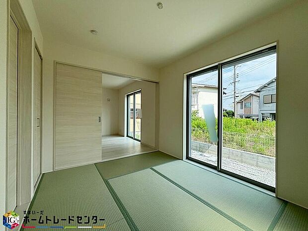 【【和室】】和室はライフスタイルによってリビングの延長としてお使いになることも、客間としてお使いになることもできます♪