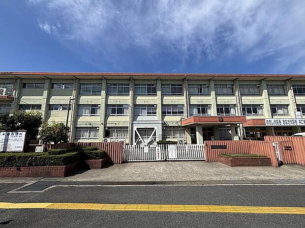奈良市立大安寺西小学校（約1,040m）
