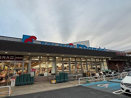 万代学園前店 1863m (徒歩24分/車4分)